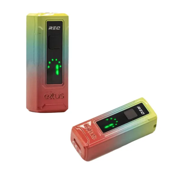 2-TONE GLYCERIN WATER PIPE ‘STRIZZY’ displayed to highlight craftsmanship and build quality.