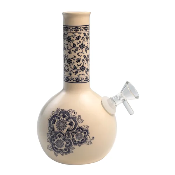 CLOVER GLASS OIL RIG from CLOVER GLASS is carefully built for smooth performance and lasting use.