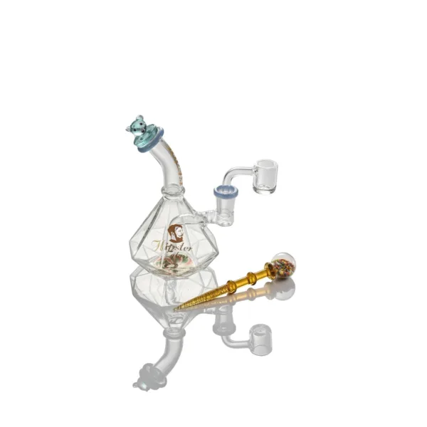 DREAM JUMBO SILICONE HOOKAH BOWL highlighted in imagery to emphasize craftsmanship and usability