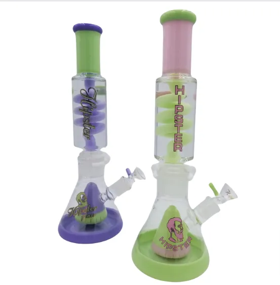 DREAM “KIKI” HOOKAH presented with focus on craftsmanship and detail