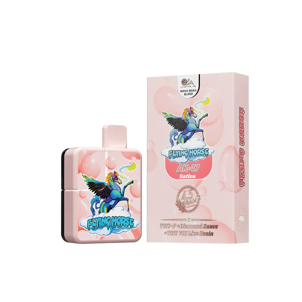 Close-up and lifestyle images of the FLYING HORSE ‘WAKA WAKA BLEND’ DISPOSABLE by FLYING HORSE.