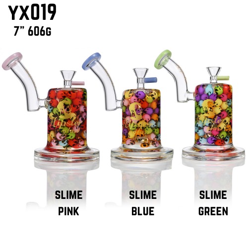 GRAVITY INFUSER HOOKAH highlighted in visuals to emphasize usability and artistry