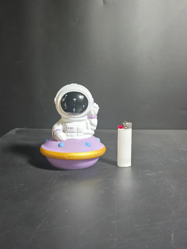 HIPSTER ‘CANDY HEARTS’ WATER PIPE is a standout creation by HIPSTER GLASS
