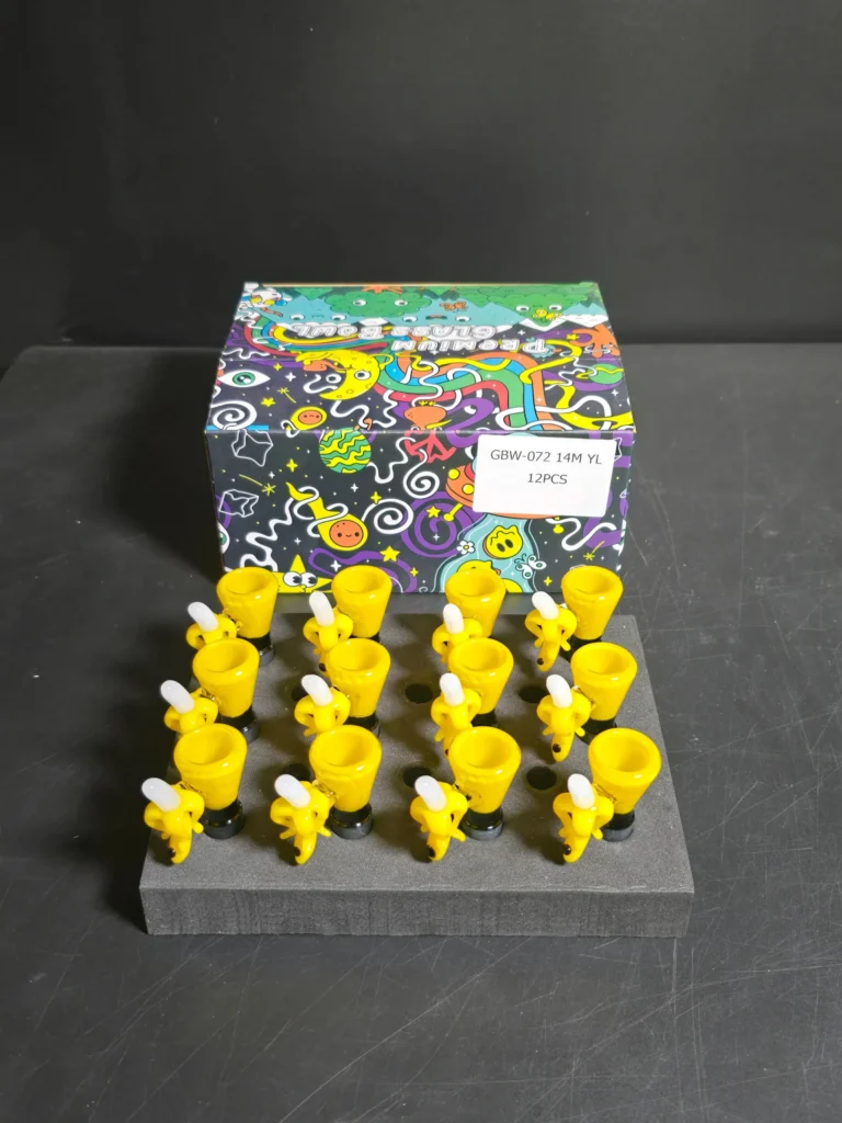 HOT DOG CERAMIC PIPE from FASHION CRAFT delivers both quality and elegant appeal.