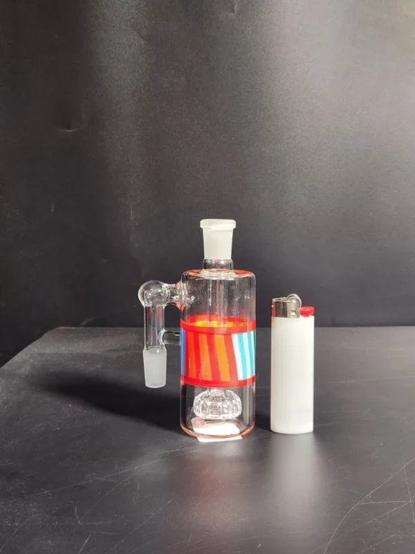 LOST THC ‘420 EDITION’ DISPOSABLE stands out with fine details and durable glass quality.