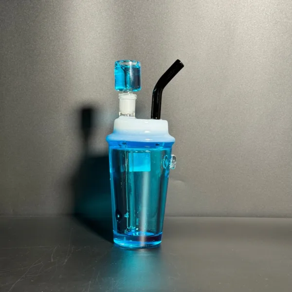 SPACE KING GUMMY WORM WATER PIPE is thoughtfully crafted by SPACE KING with style and performance in mind.