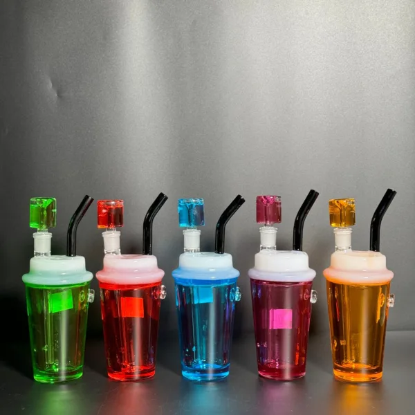 SPACE KING GUMMY WORM WATER PIPE is thoughtfully crafted by SPACE KING with style and performance in mind.