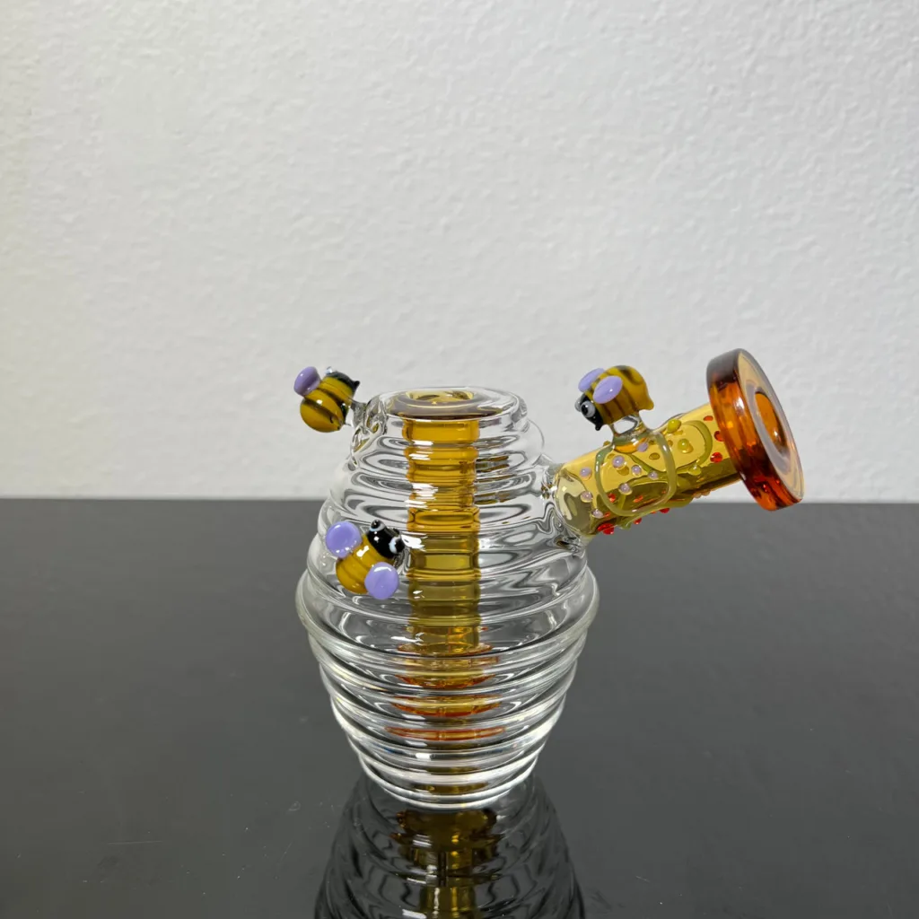 WULF RECON 4G CARTRIDGE VAPORIZER presented visually to emphasize craftsmanship and performance