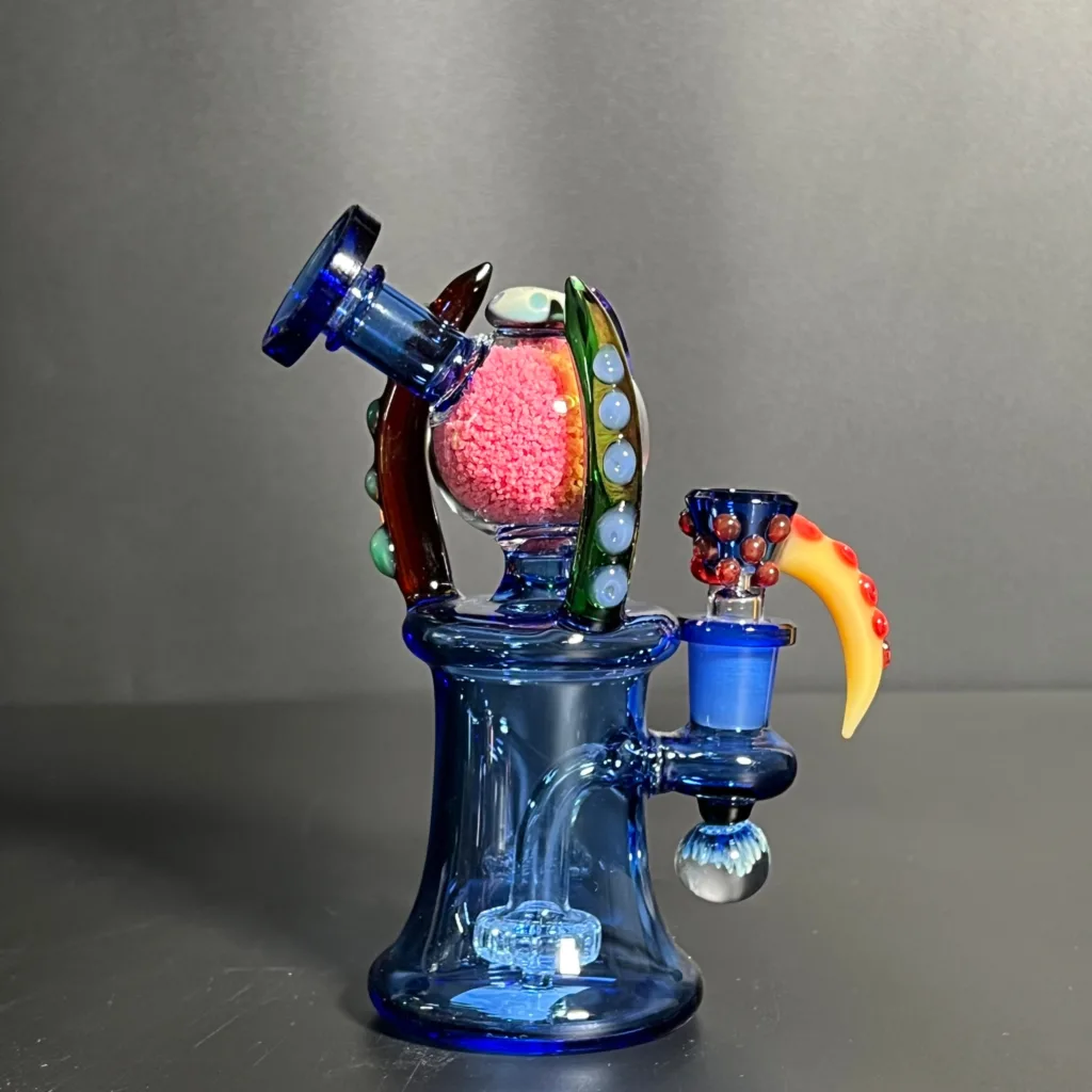 YOCAN ‘DUBB’ DUAL CARTRIDGE 510 BATTERY presented visually to emphasize craftsmanship and performance